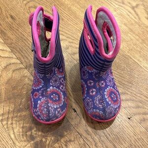 Baby Bogs Pansy toddler size 7
